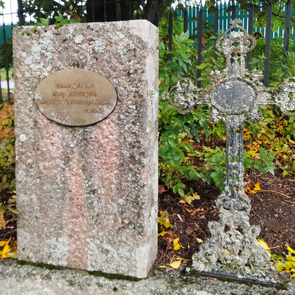 Tyhjän sylin muistopaikka Lahdessa