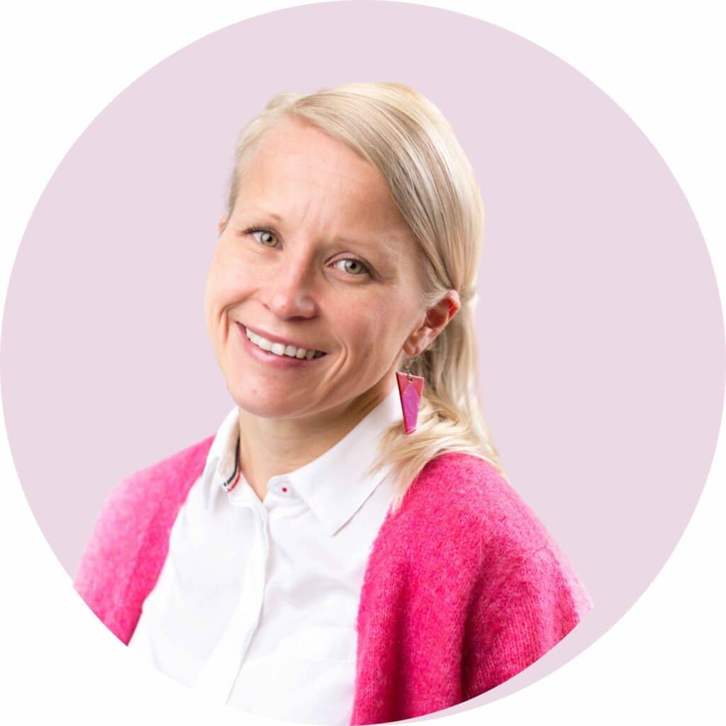 Kuvassa Jenni Huhtala